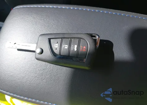 2022 Toyota Corolla Se Nightshade Edition z USA, uszkodzony, nr VIN 5YFS4MCE3NP112056